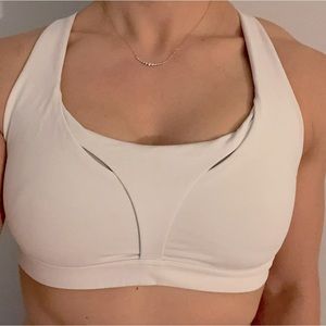 Lululemon phone hold Sports bra size 6